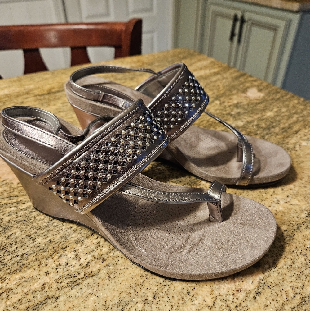 Elegant STYLE & CO Silver Studded Wedge Sandals Sz 8